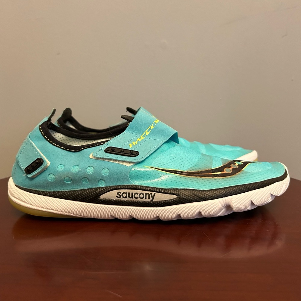SAUCONY HATTORI Minimalist Running Shoes, size W9.5 (fits like 8.5/9)